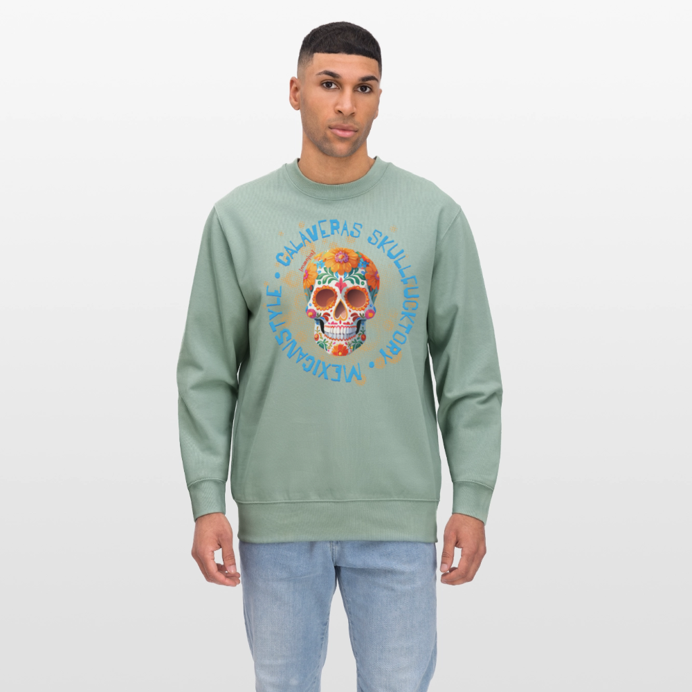 Unisex Bio-Sweatshirt mit CALAVERAS SKULL PRINT - Helles Graugrün