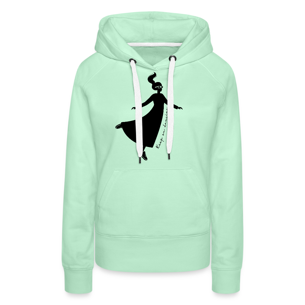 Frauen Premium Hoodie mit KEEP ON DANCING PRINT - helles Mintgrün