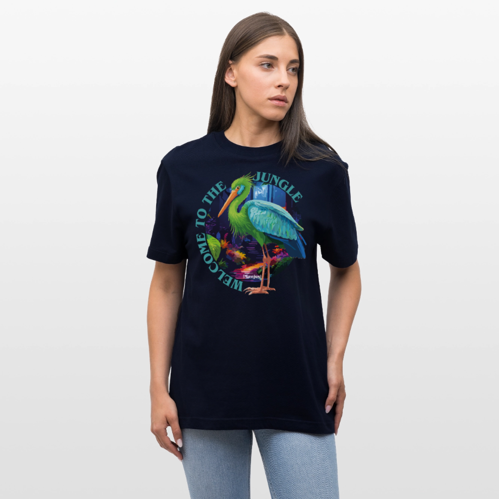 Relaxed Fit Unisex Bio-T-Shirt mit WELCOME TO THE JUNGLE PRINT Vorderseite - Navy