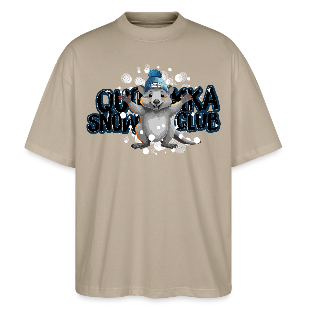 Oversized Unisex Bio T-Shirt mit QUOKKA SNOWCLUB PRINT - Steingrau