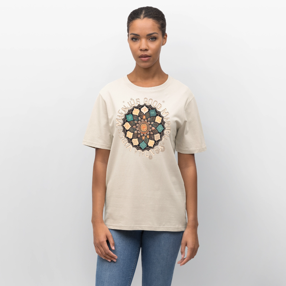 Unisex Bio-T-Shirt mit MANDALA VIBES PRINT - Naturweiß