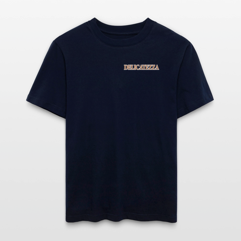 Relaxed Fit Unisex Bio-T-Shirt mit DELICATEZZA SARDINE PRINT Vorder- und Rückseite - Navy