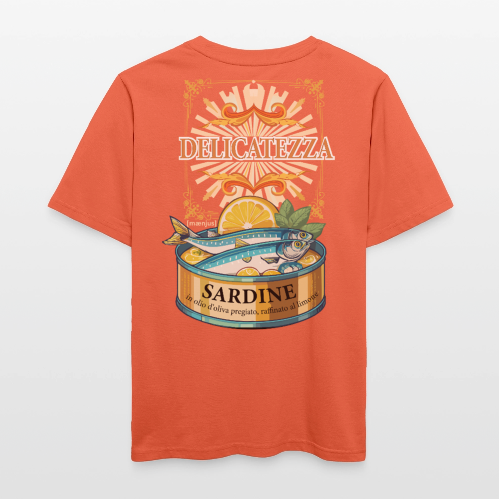 Relaxed Fit Unisex Bio-T-Shirt mit DELICATEZZA SARDINE PRINT Vorder- und Rückseite - Hellrot
