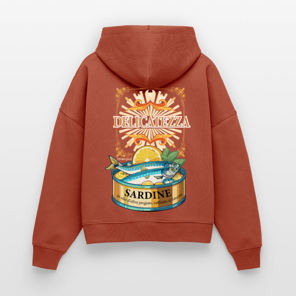Boxy Frauen Bio Hoodie mit DELIKATEZZA SARDINE PRINT Vorder- und RÜCKSEITE - Terrakotta