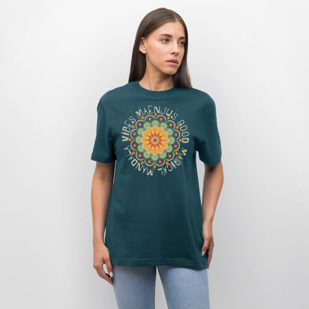 Unisex Bio-T-Shirt mit MANDALA VIBES PRINT - Dunkles Petrol
