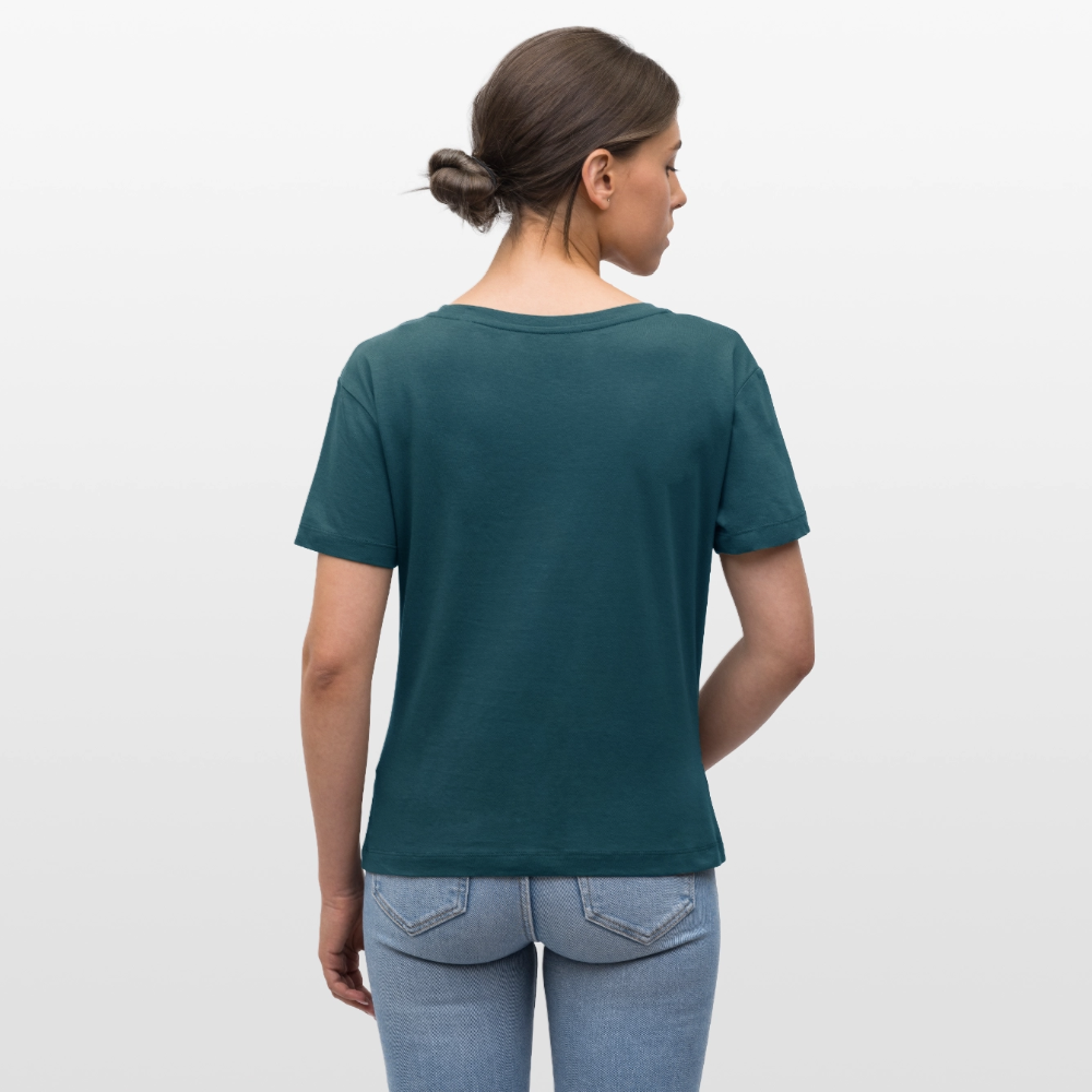 Rundhals Frauen Bio-T-Shirt mit DELICATEZZA SARDINE PRINT Vorderseite - Dunkles Petrol