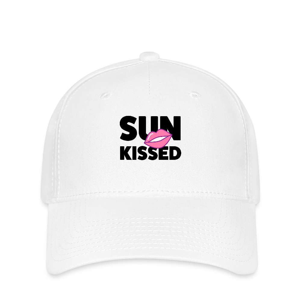 Flexfit Cap mit SUN KISSED PRINT - Weiß