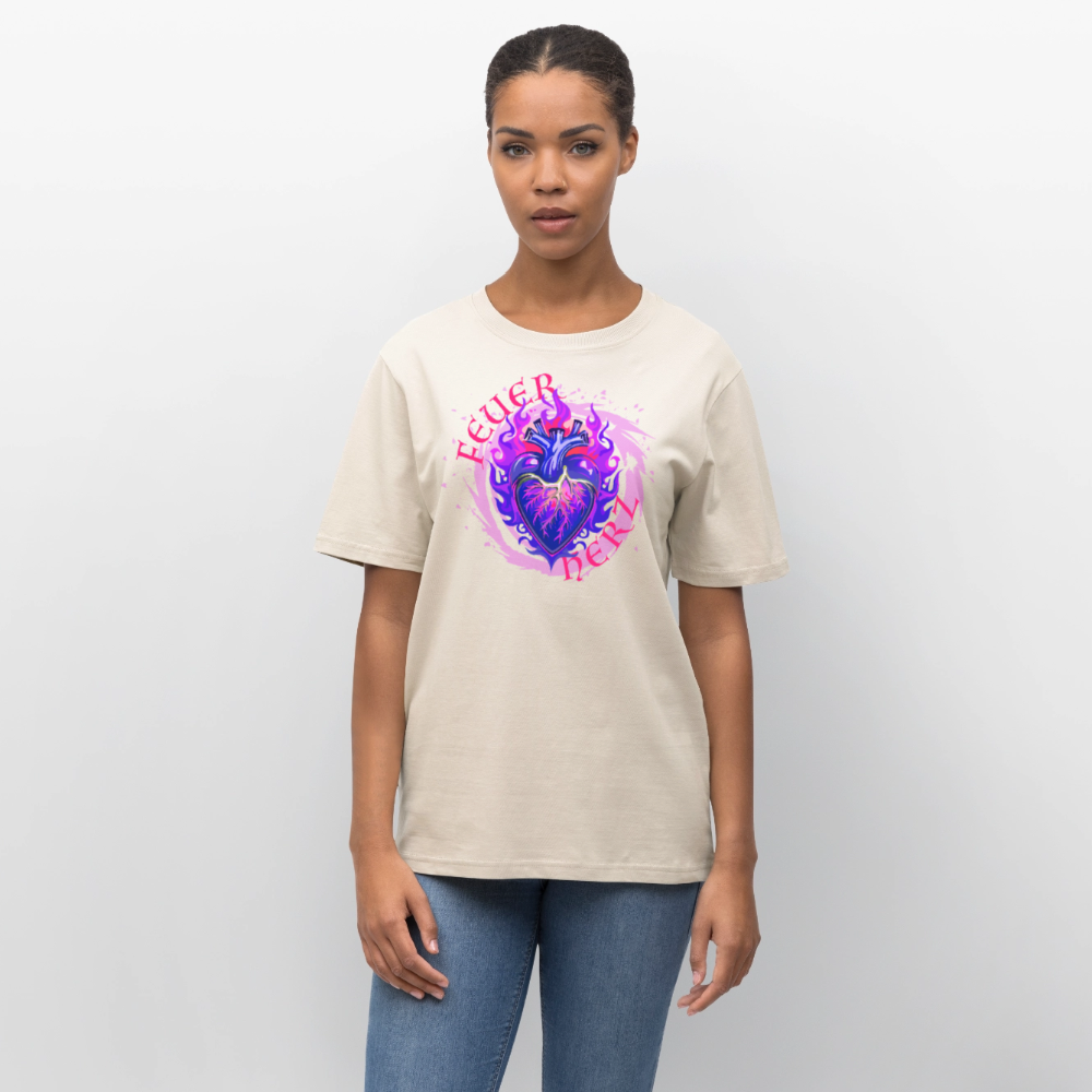 Unisex Bio-T-Shirt mit FEUERHERZ LILA PRINT - Naturweiß 