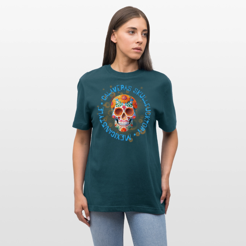 Relaxed Fit Unisex Bio-T-Shirt mit CALAVERAS MEXICANSTYLE PRINT Vorderseite - Dunkles Petrol