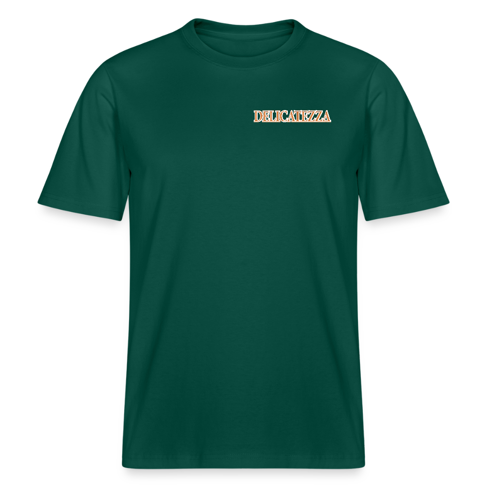 Relaxed Fit Unisex Bio-T-Shirt mit DELICATEZZA SARDINE PRINT Vorder- und Rückseite - Forest