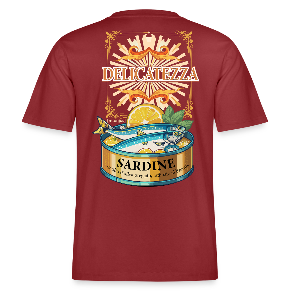 Relaxed Fit Unisex Bio-T-Shirt mit DELICATEZZA SARDINE PRINT Vorder- und Rückseite - Erdrot