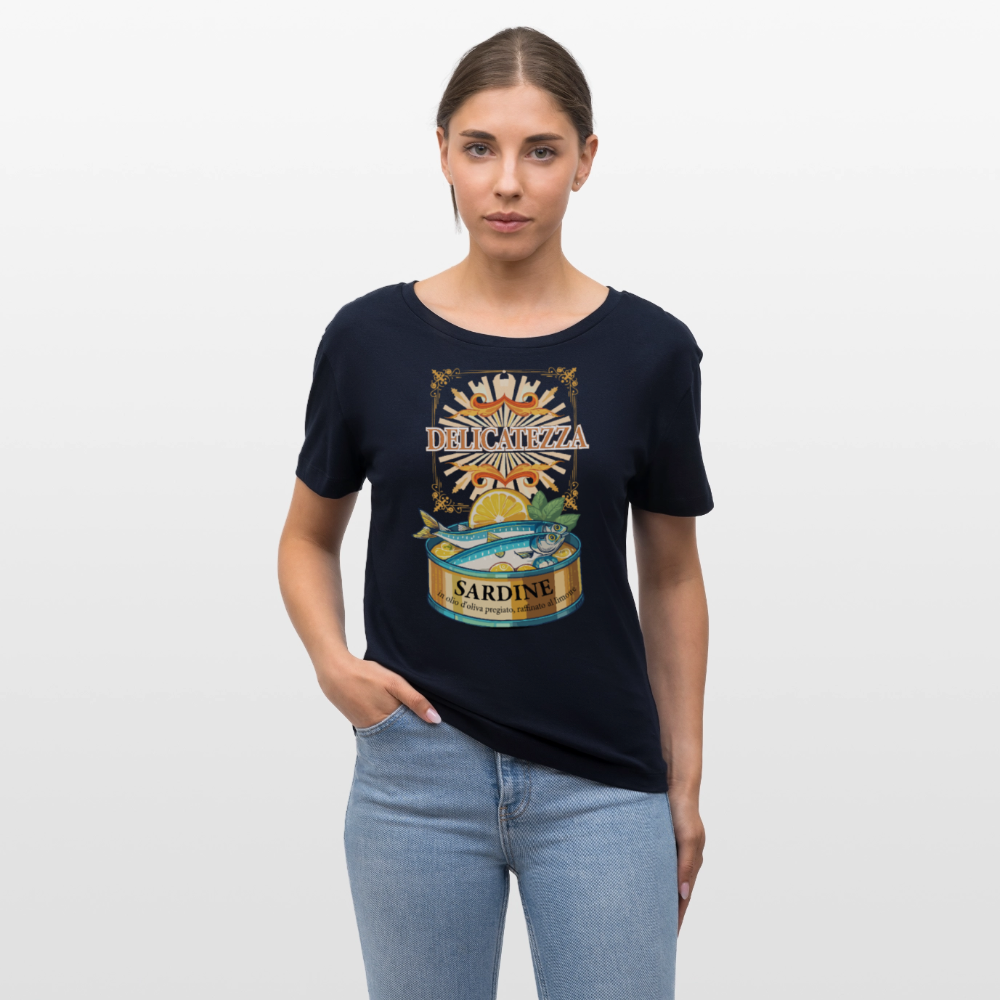 Rundhals Frauen Bio-T-Shirt mit DELICATEZZA SARDINE PRINT Vorderseite - Navy