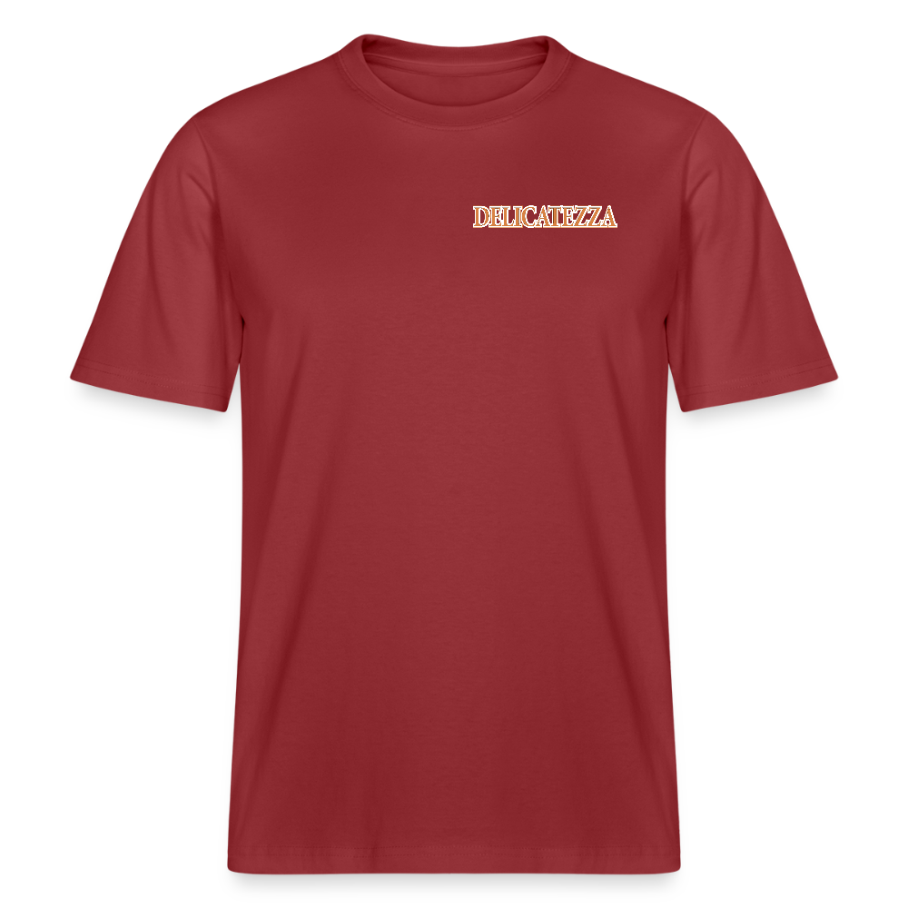 Relaxed Fit Unisex Bio-T-Shirt mit DELICATEZZA SARDINE PRINT Vorder- und Rückseite - Erdrot